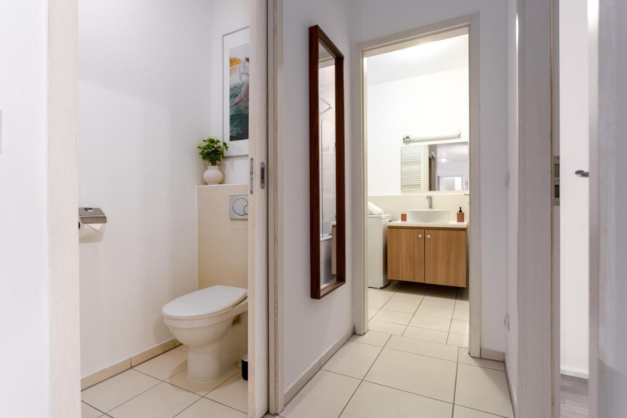 Urban Oasis With Free Parking Apartment Budapest Bagian luar foto